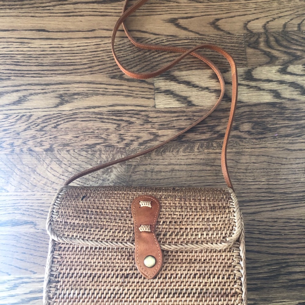 Rattan handbag